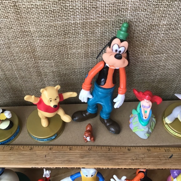 Disney Figurines Lot - Picture 11 of 12